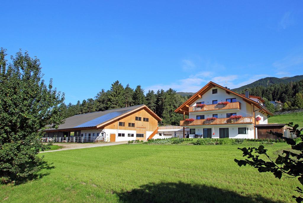Stiflerhof Apartment Falzes Luaran gambar